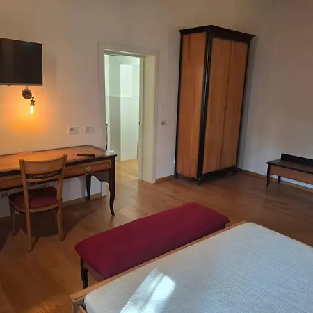 Palazzo Costa Rta *