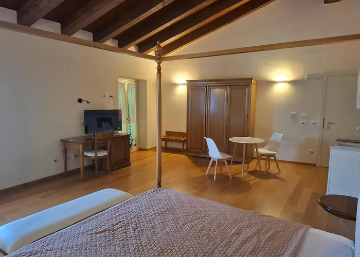 Palazzo Costa Rta * Beverino