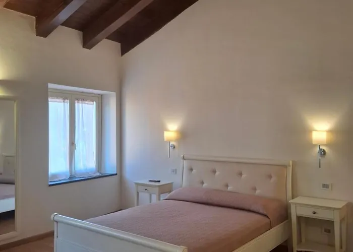 Palazzo Costa Rta * Beverino