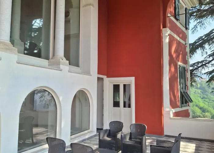 Palazzo Costa Rta * Beverino